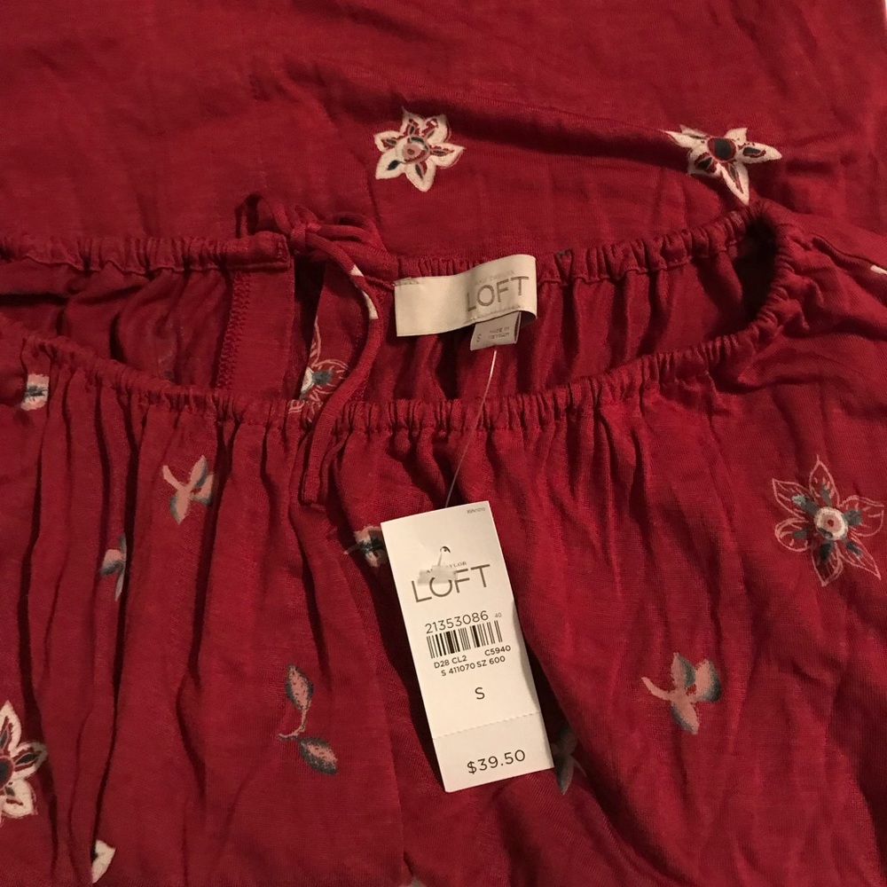 5/$25 🍂 NWT LOFT small short sleeve top - Picture 3 of 3